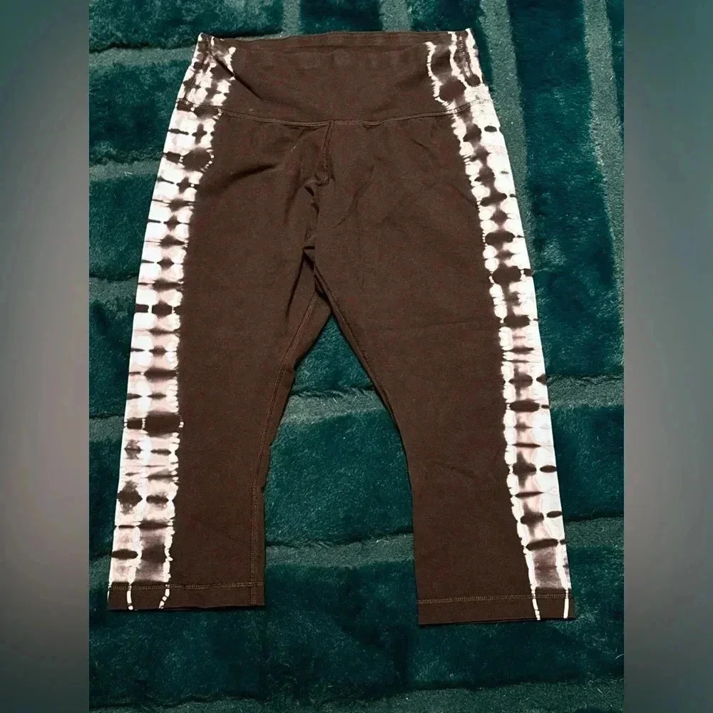 ZELOS capris blue & black size MEDIUM